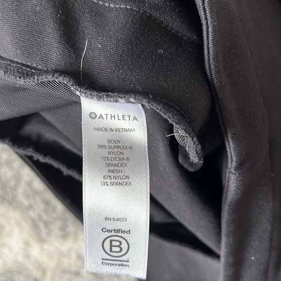 Athleta black shorts - Picture 5 of 10